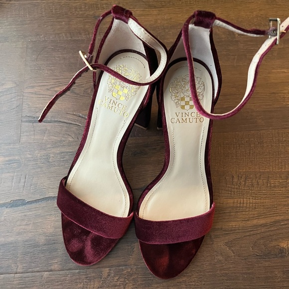 Vince Camuto Malissa Block Heel Velvet Dress Sandal - Picture 2 of 12